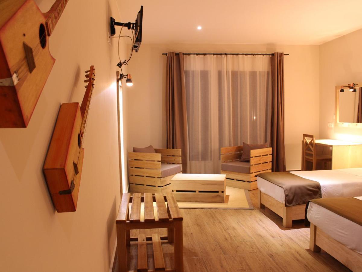 Hotel Restaurant Le Combava Antananarivo Luaran gambar
