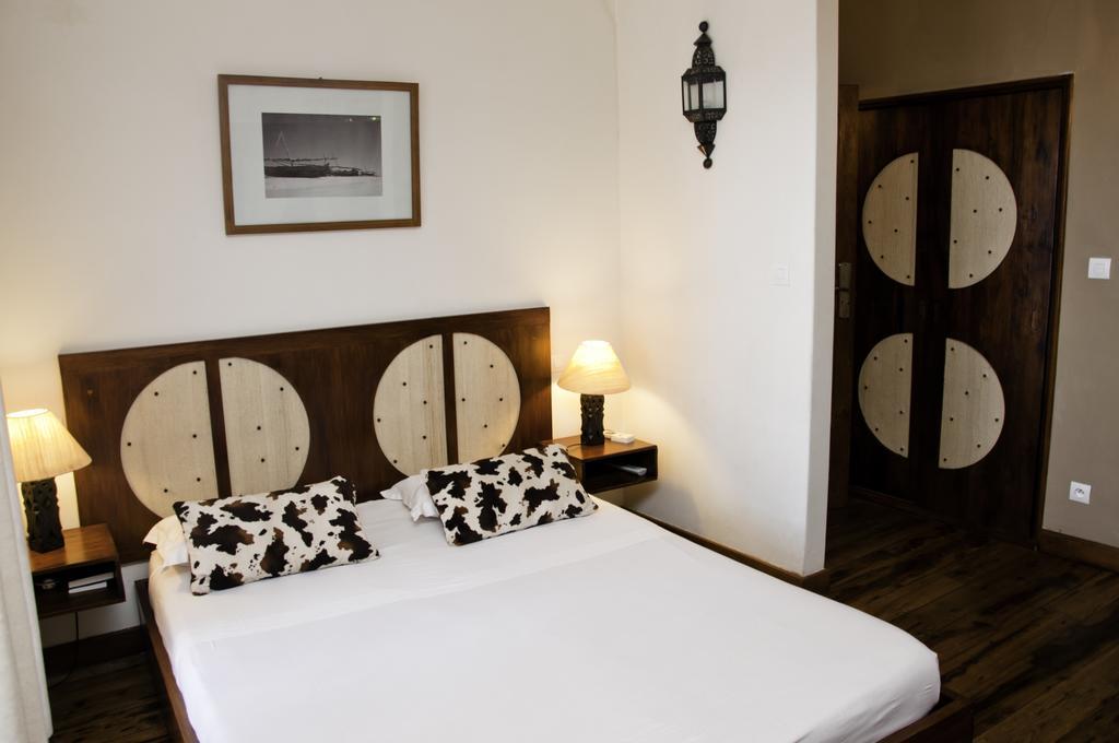 Hotel Restaurant Le Combava Antananarivo Bilik gambar
