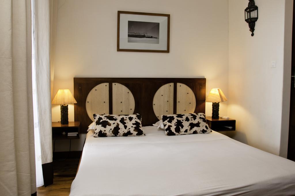 Hotel Restaurant Le Combava Antananarivo Bilik gambar